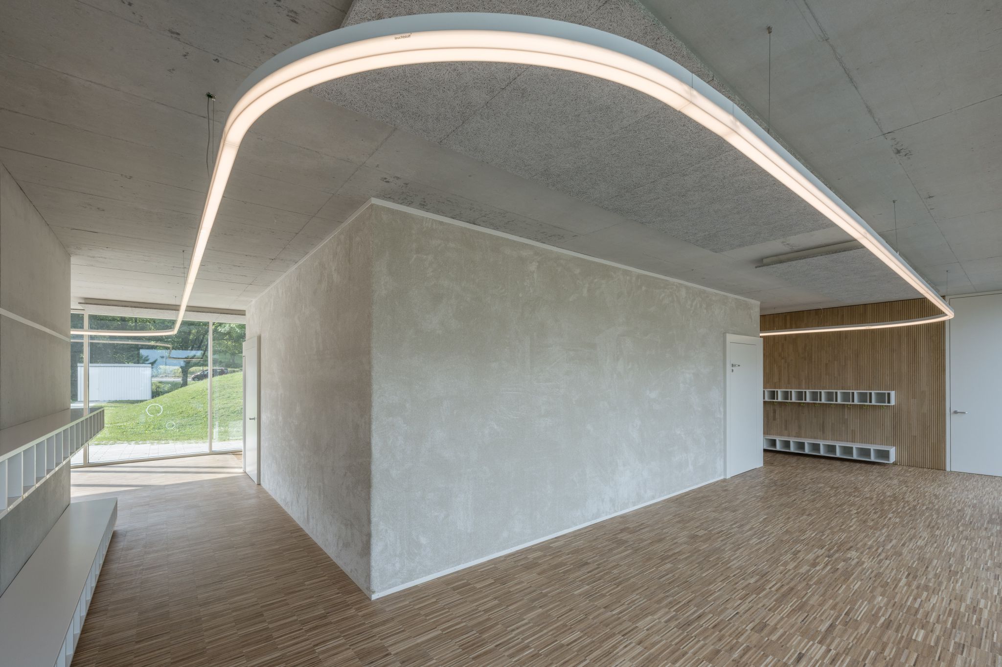 Lineare LED-Leuchte The Line für Architektur und Innenräume