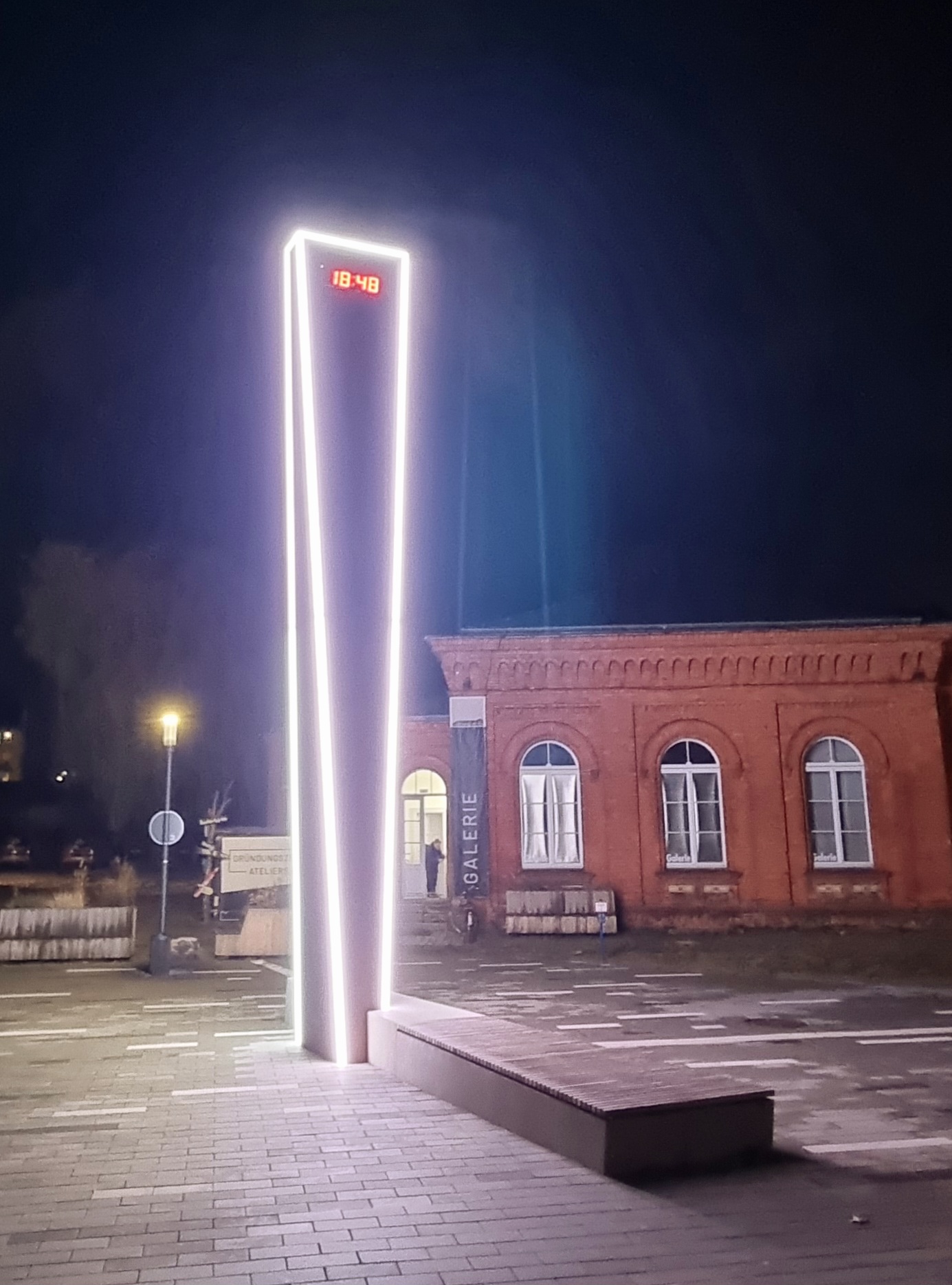 Stele weiss 20221207