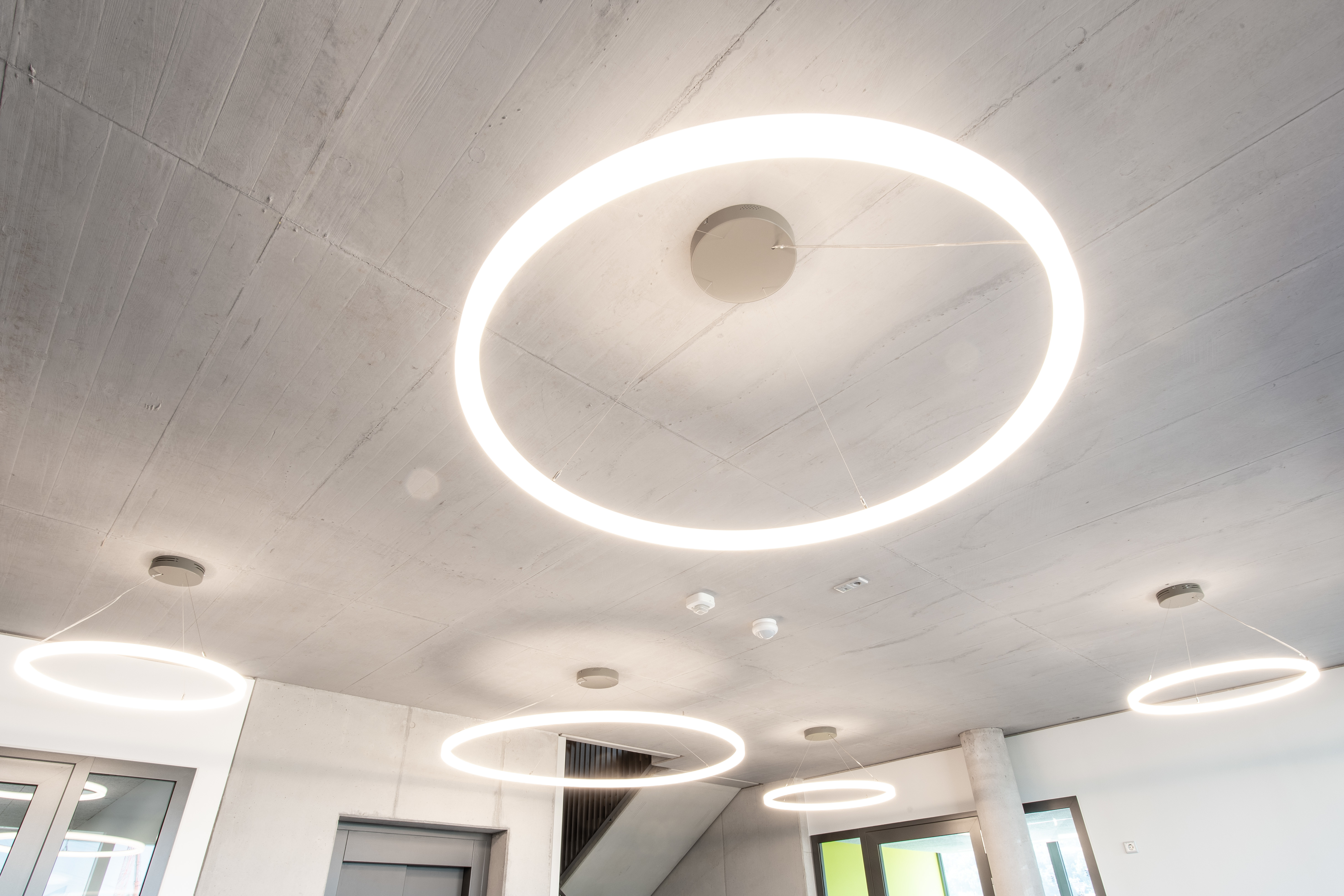 Ringleuchte TheO Evia 3