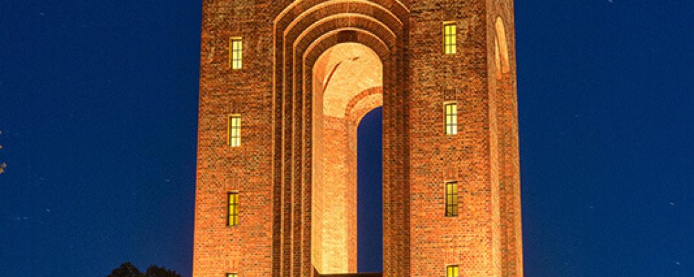 Bismarckturm Lichtinstallation-Burg Spreewald